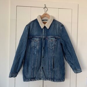 Levi’s long Sherpa jacket M